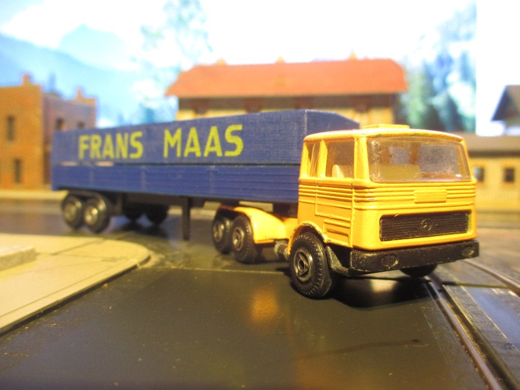 Mercedes Benz LP - Efsi trekker met oplegger FRANS MAAS, Ophalen of Verzenden, Gebruikt, Bus of Vrachtwagen, Efsi