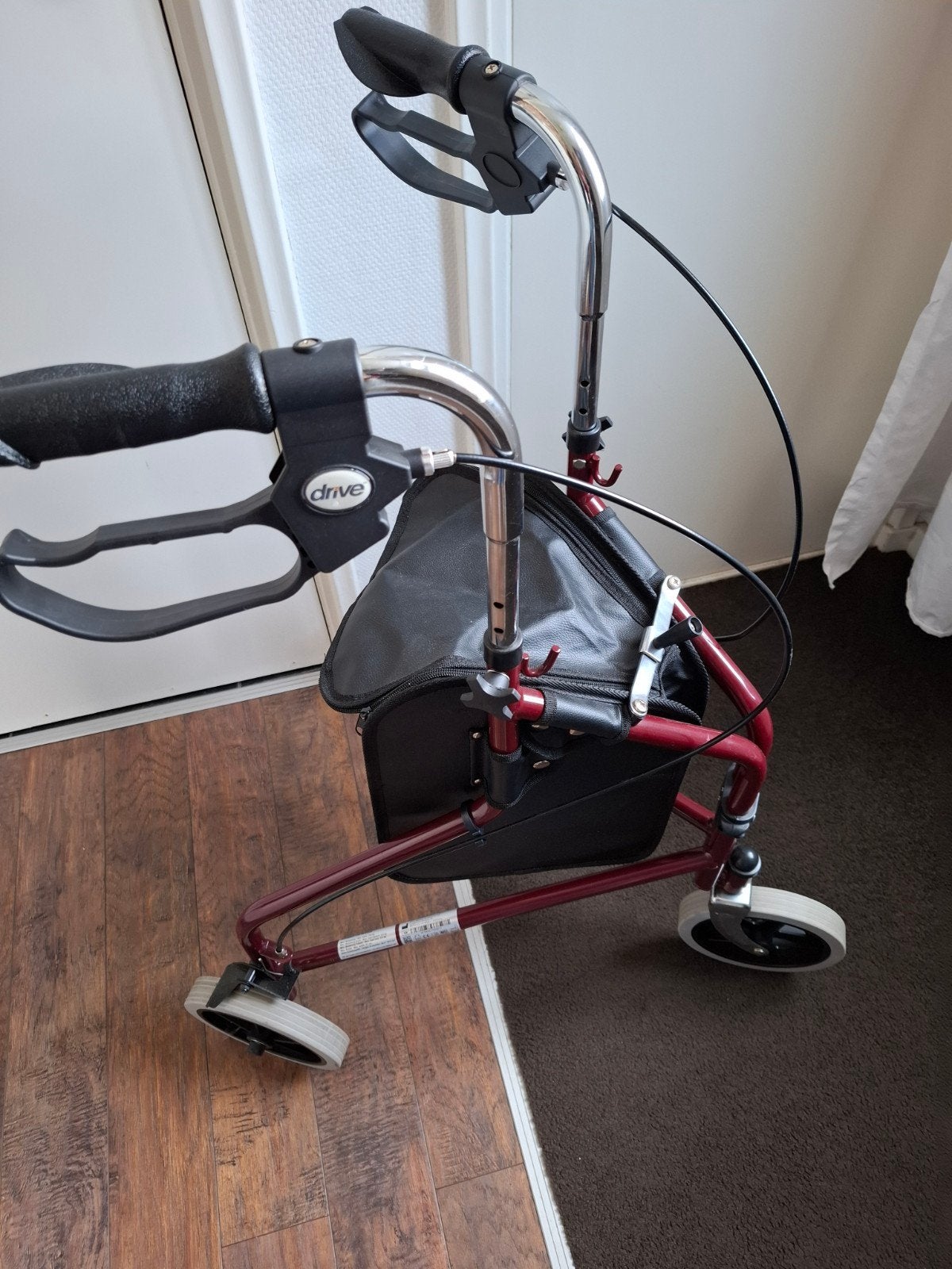 Z.g.a.n drive tri walker 3 poot rollator, Ophalen, Opvouwbaar, Zo goed als nieuw