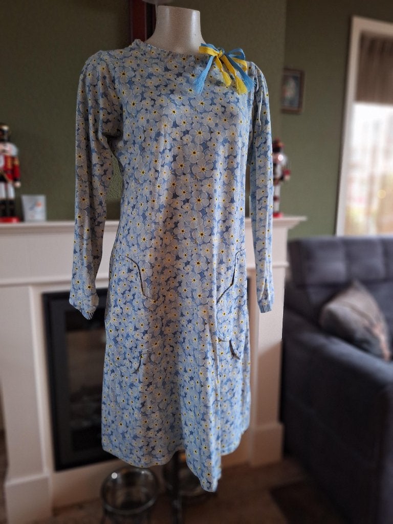 Margot MWM vergeet me niet jurk XXL jaren 60 model, Maat 46/48 (XL) of groter, Zo goed als nieuw, Knielengte, Margot MWM