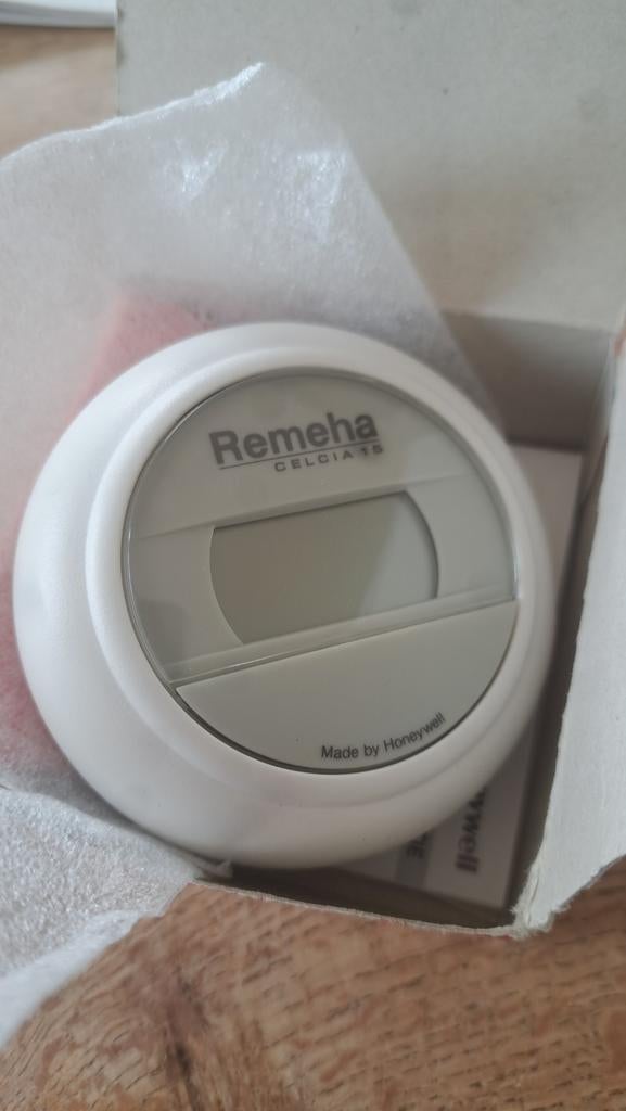 Remeha Celcia 35 Thermostaat (Made by Honeywell), Doe-het-zelf en Verbouw, Ophalen of Verzenden