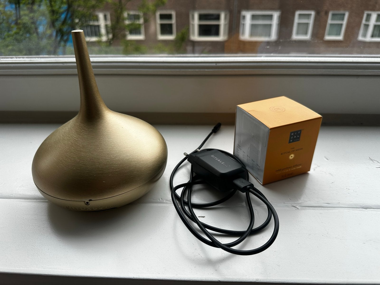 Rituals Perfume Genie met refill, Ophalen, Zo goed als nieuw, Goud, Metaal