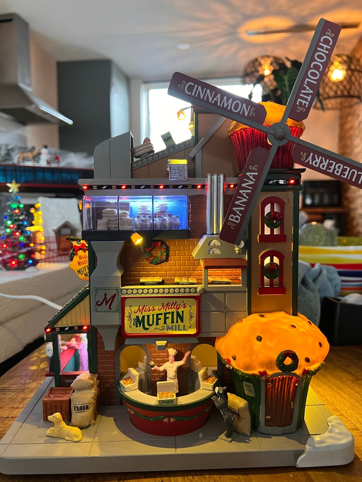 Lemax Miss Milly's Muffin Mill, Diversen, Ophalen of Verzenden, Zo goed als nieuw