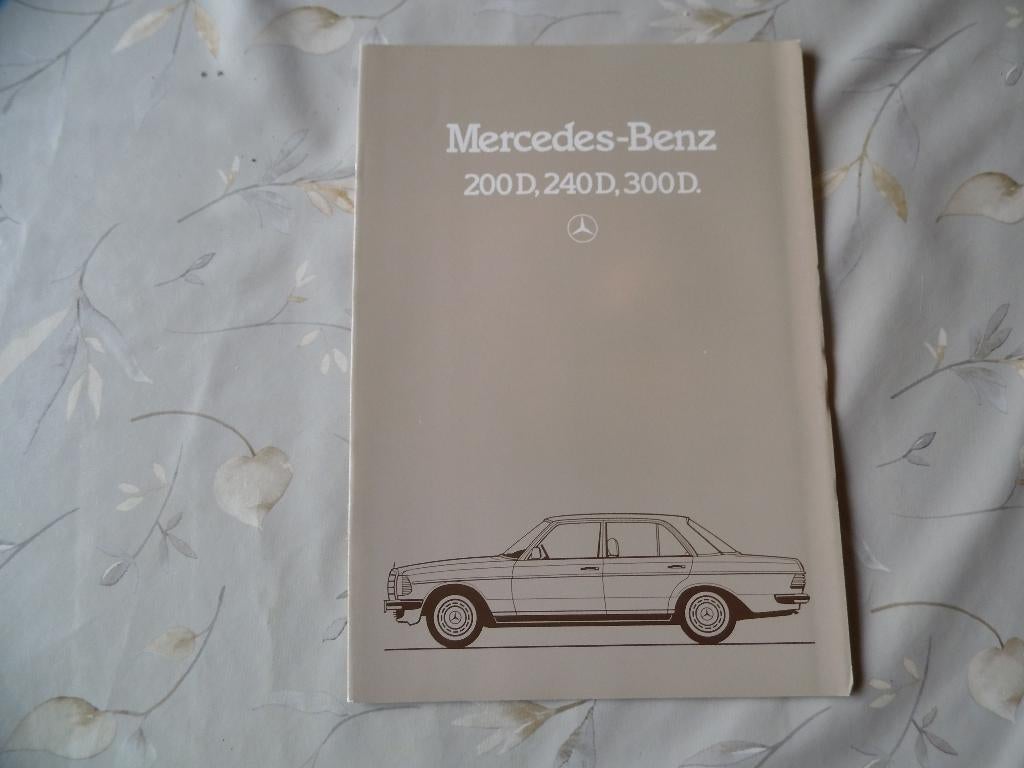 Mercedes Benz 200D  240D  en 300D  1983, Verzenden, Zo goed als nieuw, Mercedes