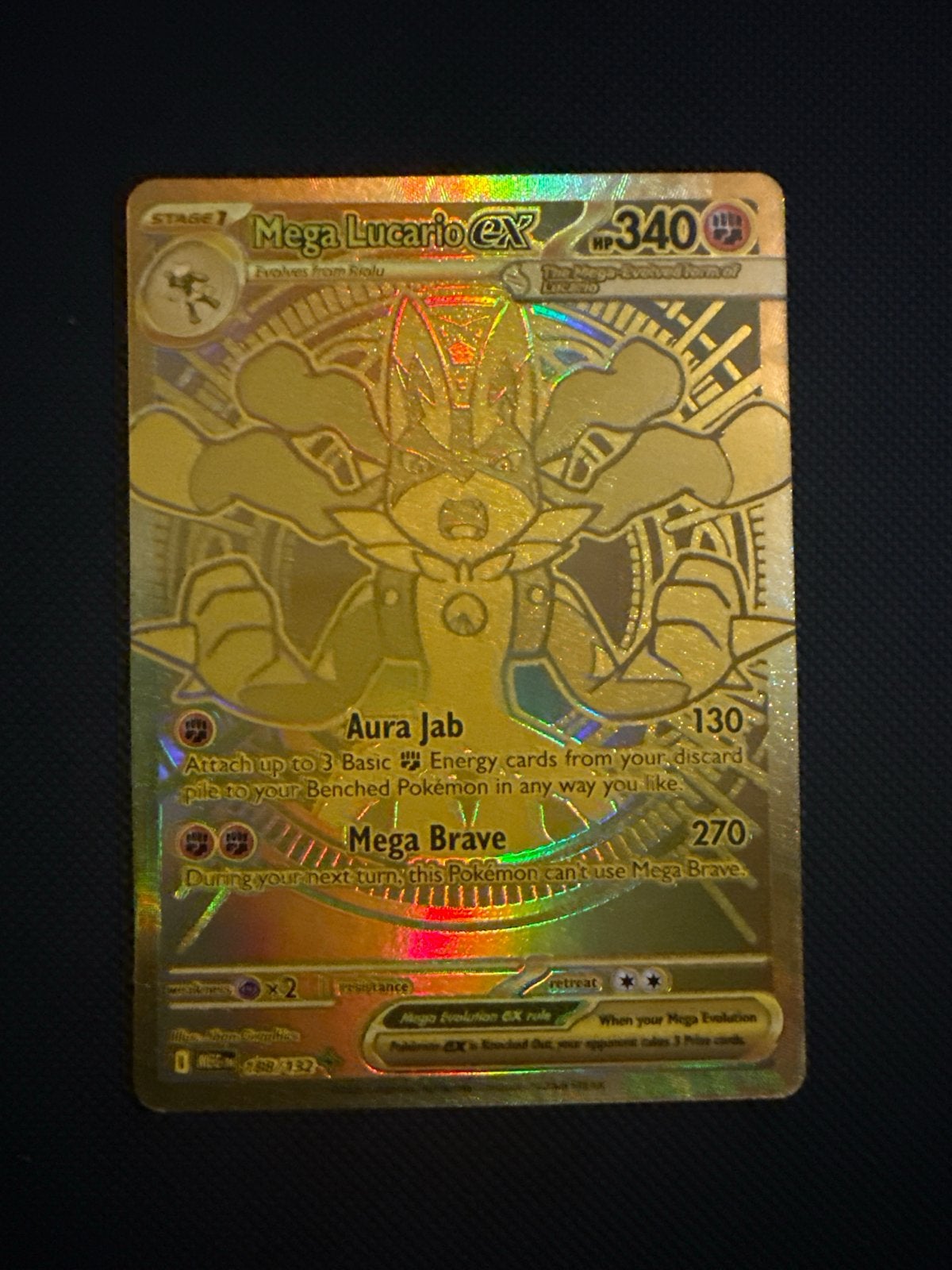 Mega Lucario EX Pokémon Kaart - Full Art Gold Foil, Ophalen of Verzenden, Gebruikt, Losse kaart, Foil