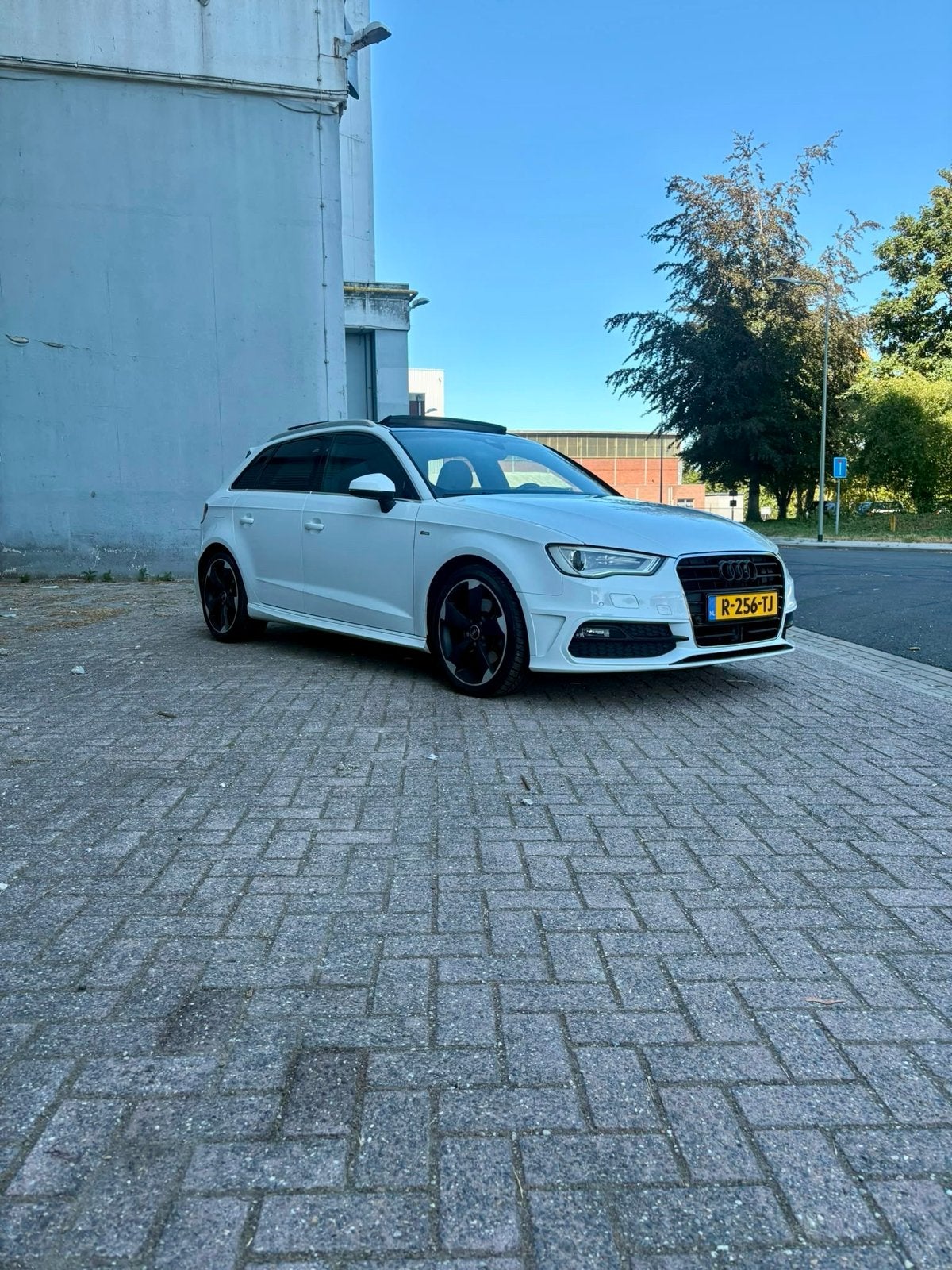 Audi A3 1.8 Tfsi 132KW Sportback AUT VOL, incl onderhoudshis, Auto's, Audi, 4 cilinders, 179 pk, Wit, Particulier