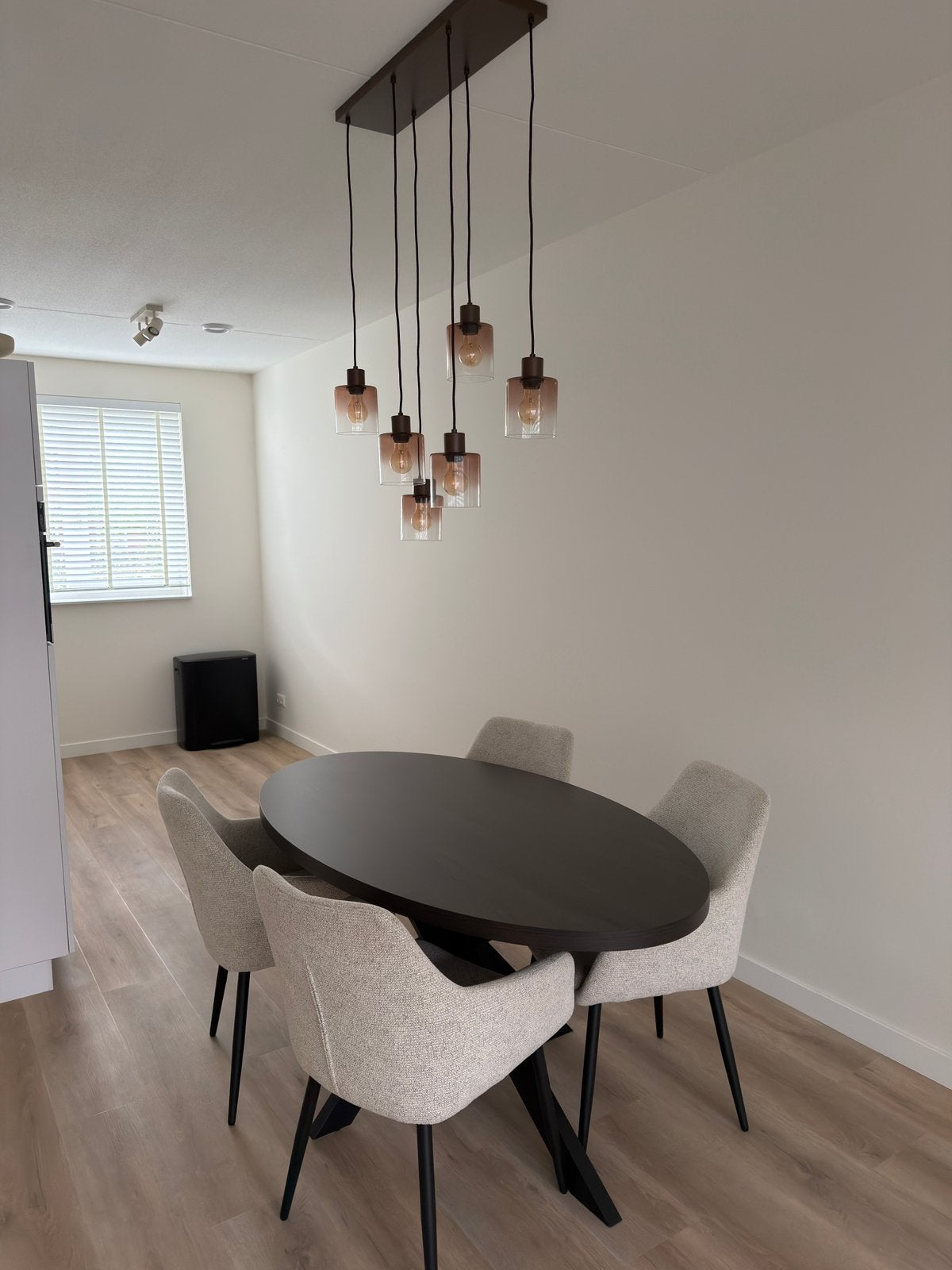 MOOIE OVALE EETTAFEL VOOR EEN TOP PRIJS!, Ophalen, 50 tot 100 cm, Zo goed als nieuw, 150 tot 200 cm