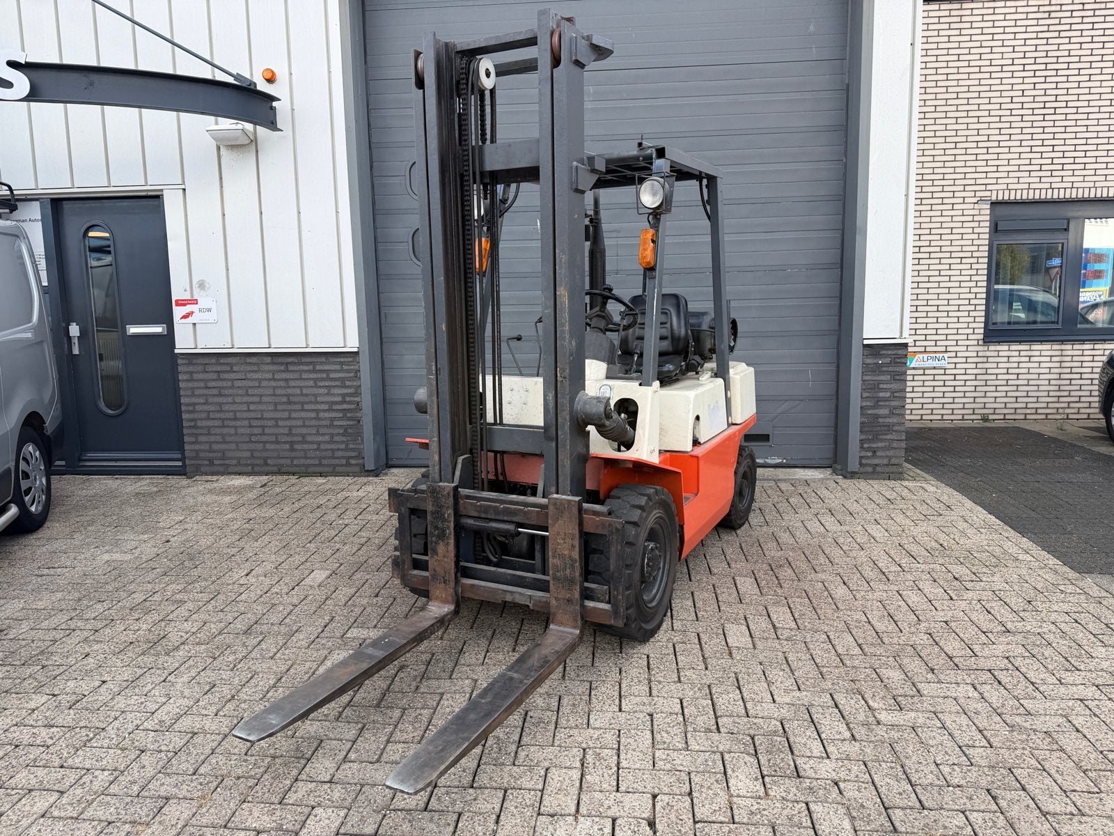 Nissan Heftruck LPG - 2500KG - sideshift - Marge !!, Zakelijke goederen, Machines en Bouw | Heftrucks en Intern transport, 2000 tot 3000 kg