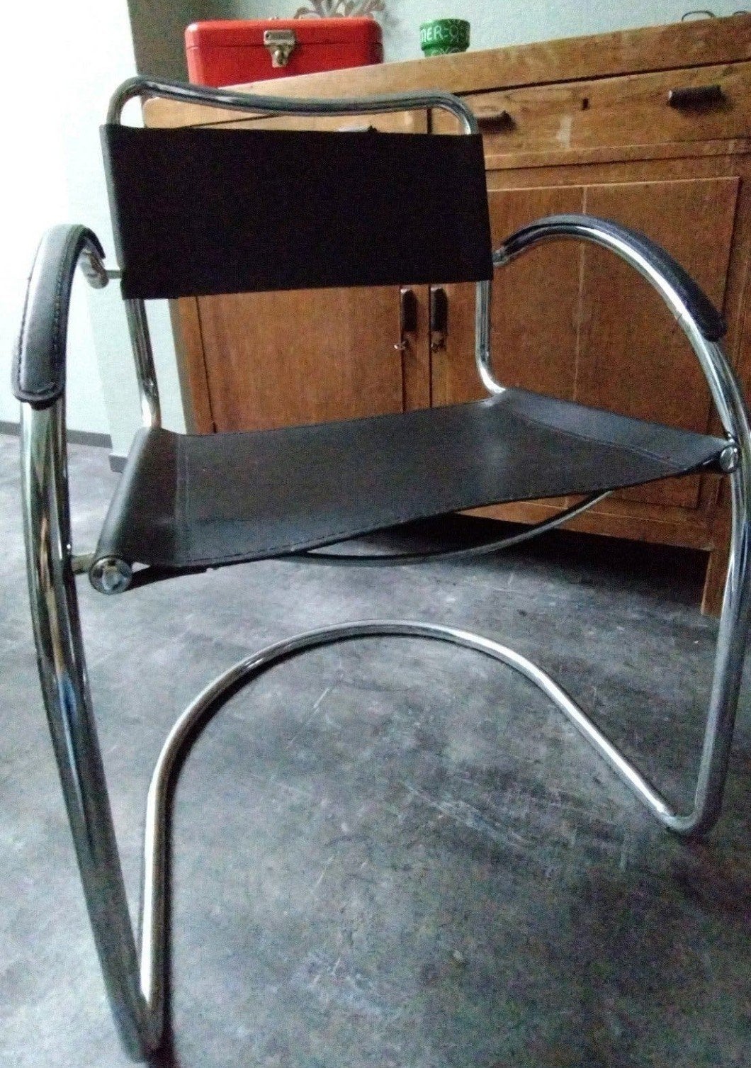 design buisframe stoel, Ophalen, Twee, Zwart, Design