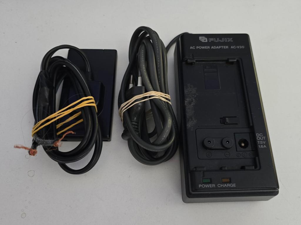 Fujix AC-V30 220v adapter, Ophalen of Verzenden