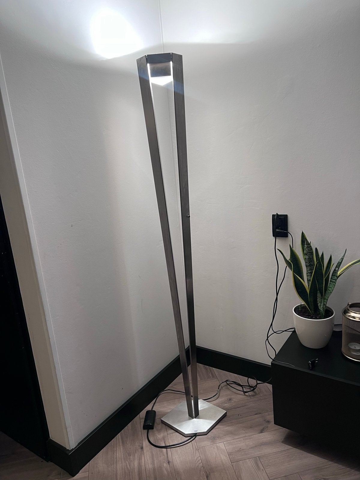 Design vloerlamp /uplighter Sische Licht (Duits design, RVS), Ophalen, E27 (groot), Zo goed als nieuw, Metaal
