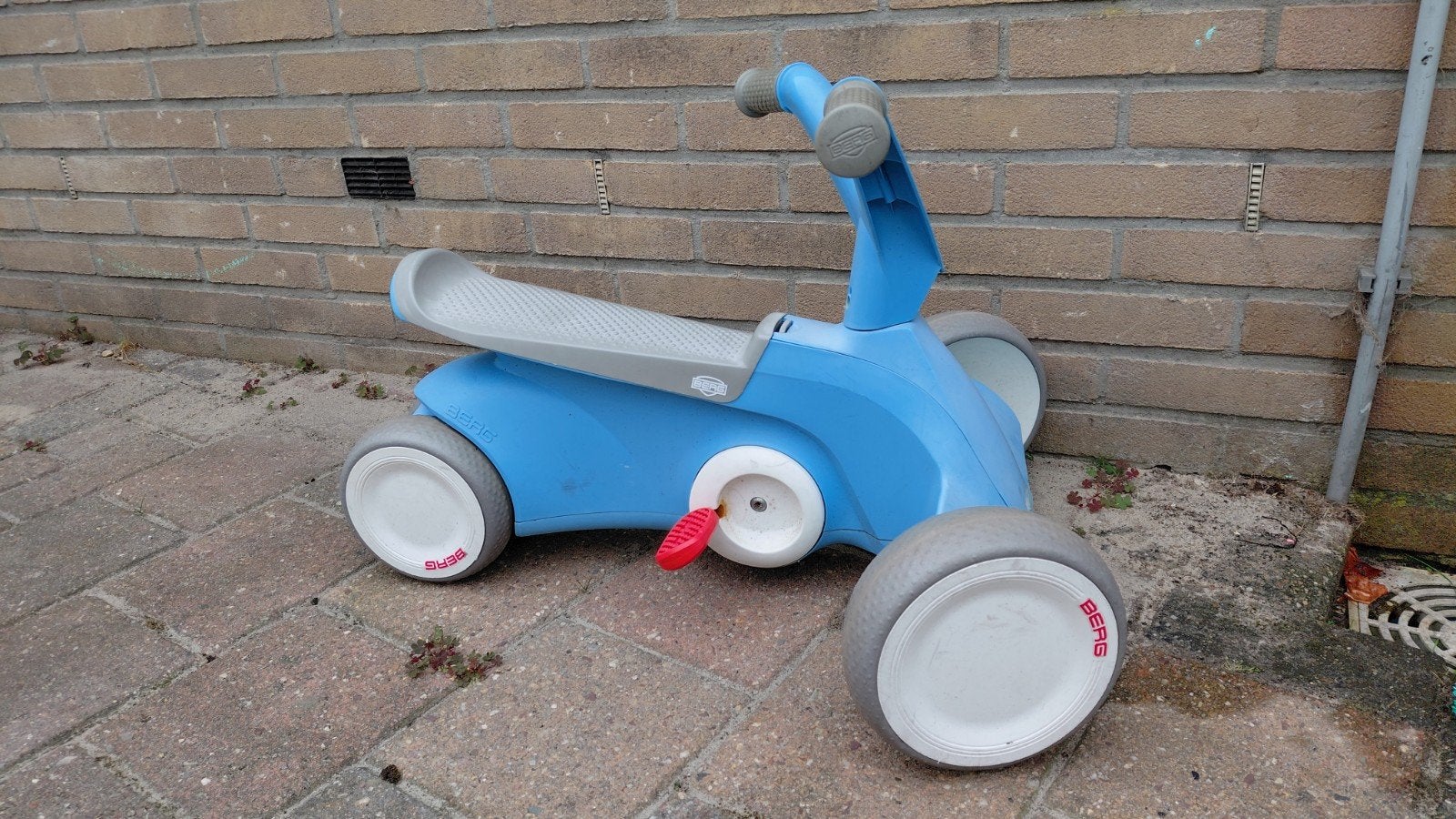 BERG Biky loopfiets blauw - Zo goed als nieuw, Kinderen en Baby's, Speelgoed | Buiten | Voertuigen en Loopfietsen, Ophalen, Zo goed als nieuw