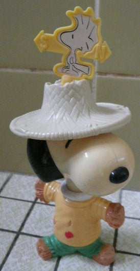 grote snoopy met Woodstock op zijn hoed uit 2000, Verzamelen, Stripfiguren, Ophalen of Verzenden, Snoopy, Zo goed als nieuw, Beeldje of Figuurtje