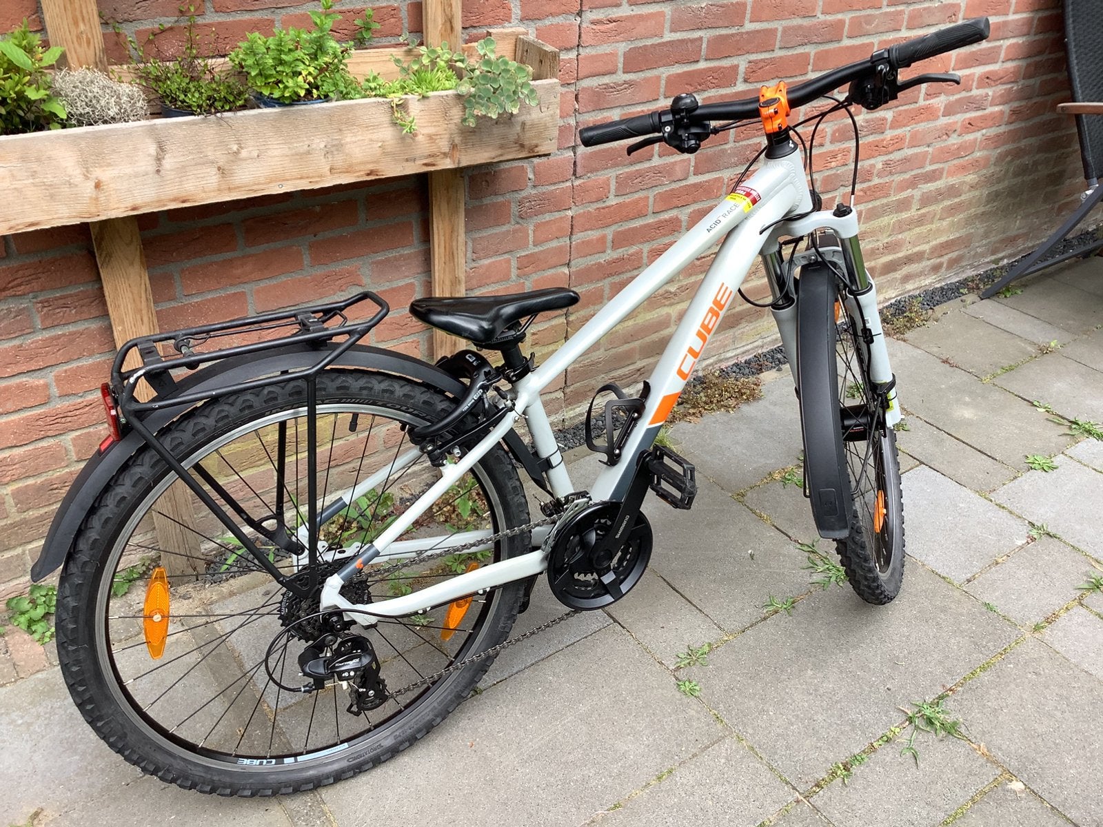 Qube Acid race 26 inch allroad, Velgrem, Versnellingen, Zo goed als nieuw, Ophalen