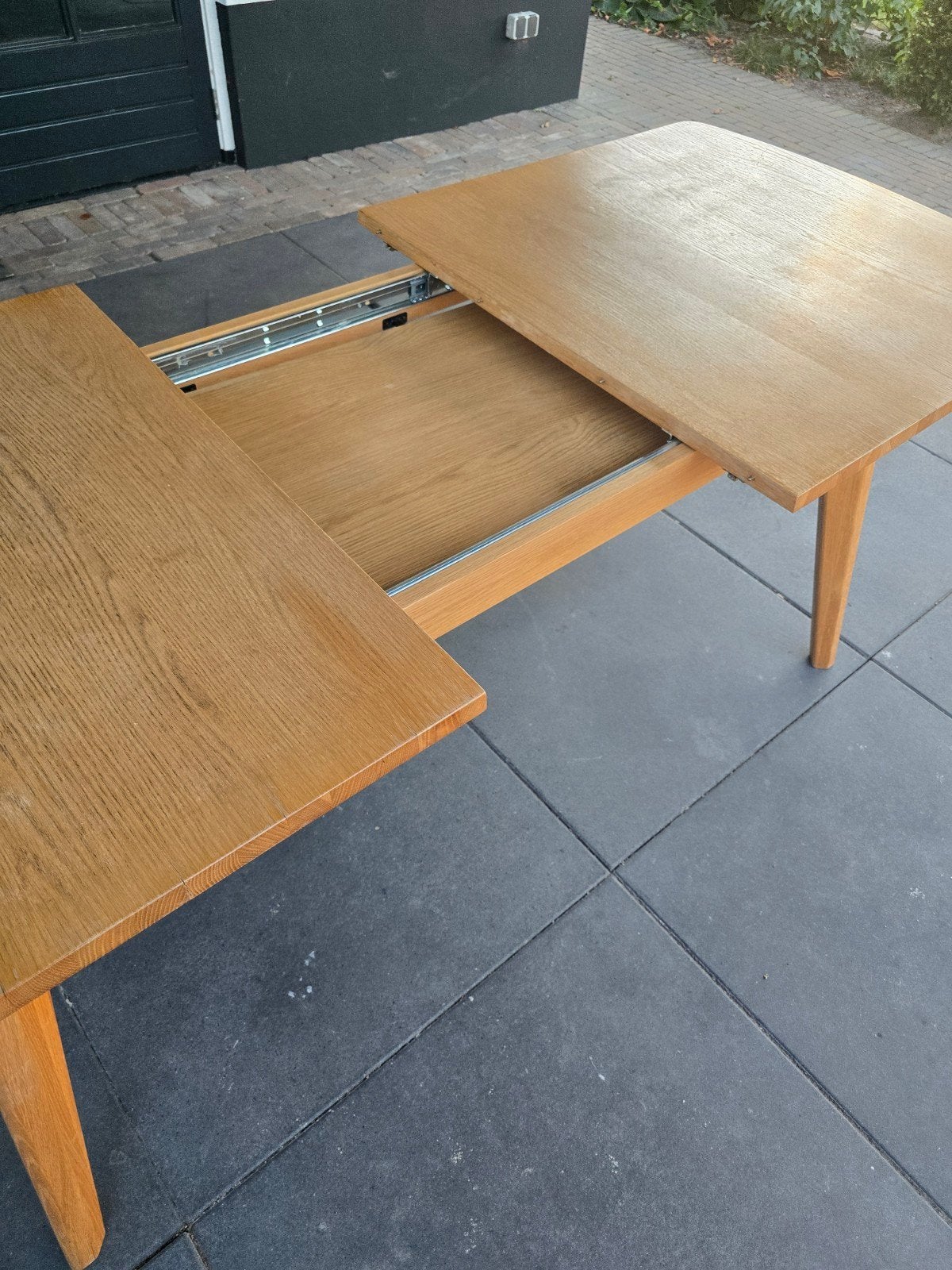 Uitschuifbare eettafel TEAB, Gebruikt, Eikenhout, 150 tot 200 cm, Modern