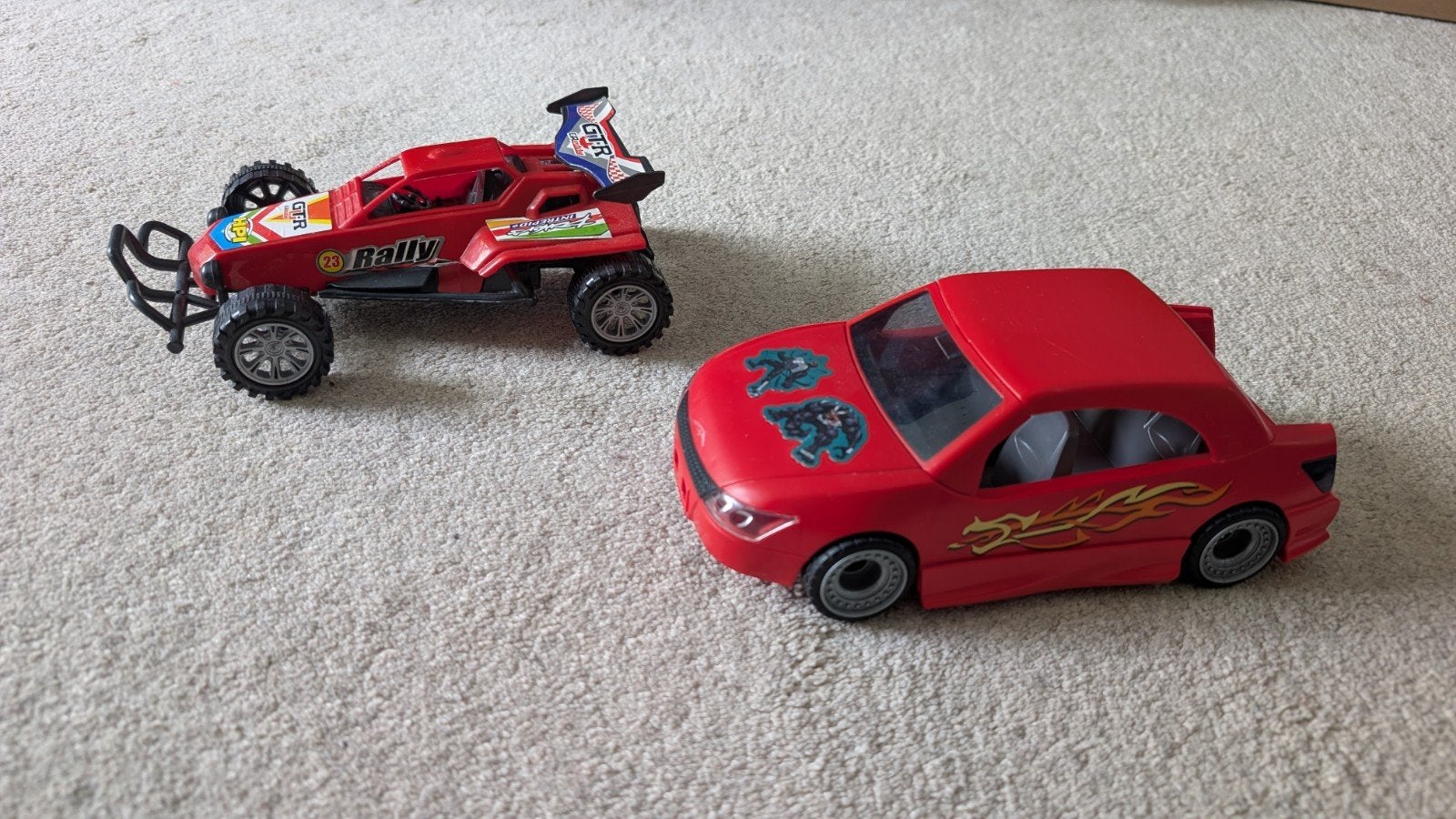 Playmobil cabrio en plastic raceauto - gebruikt, Ophalen, Gebruikt, Overige series, Voertuig