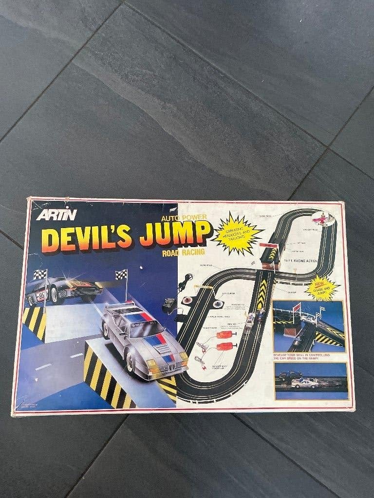Artin Devil's Jump Road Racing slot car set, Zelf te bouwen, Overige aandrijving, Ophalen, Overige merken