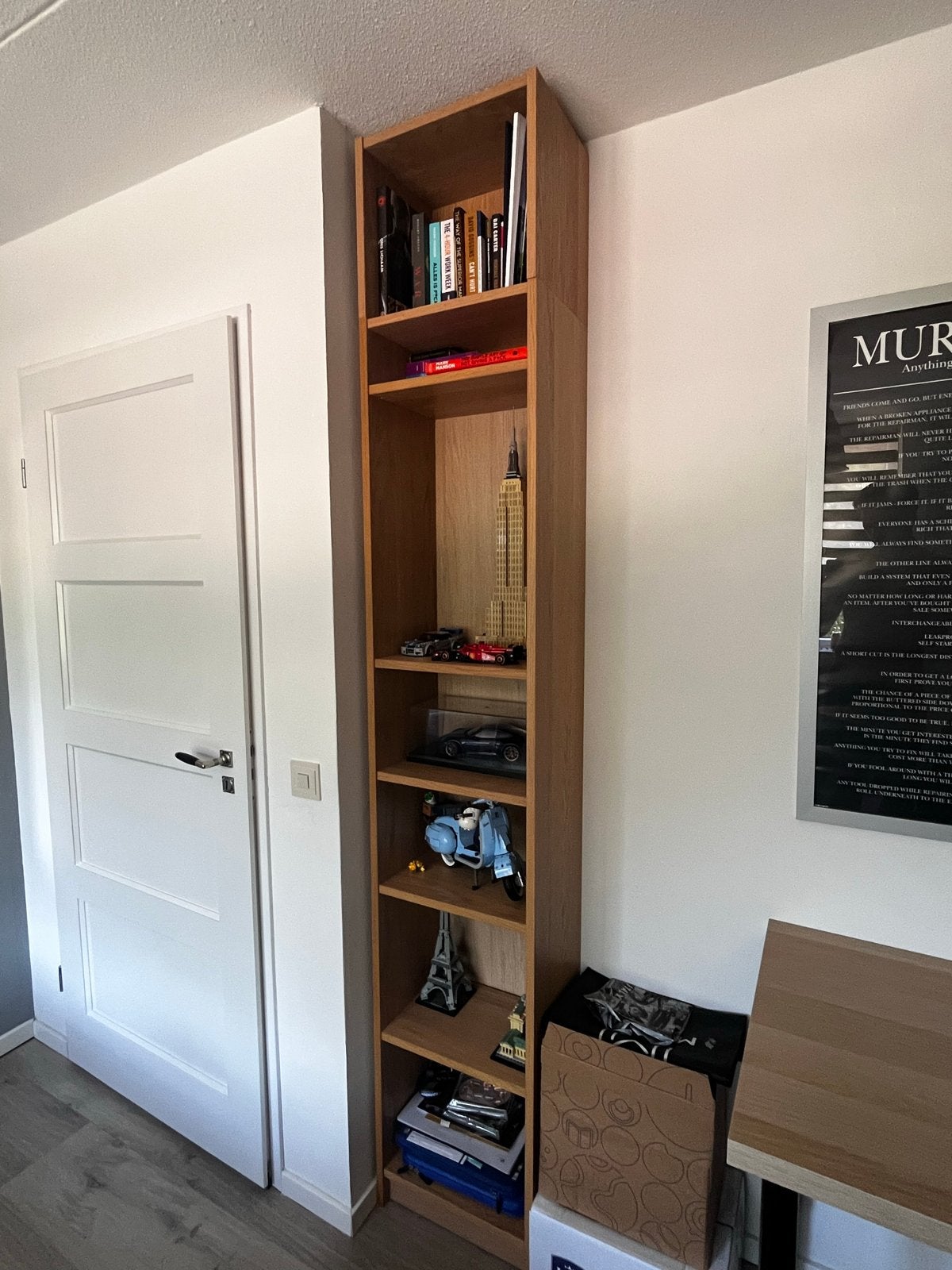 Hoge smalle boekenkast, Ophalen, Met plank(en), Minder dan 50 cm, Gebruikt