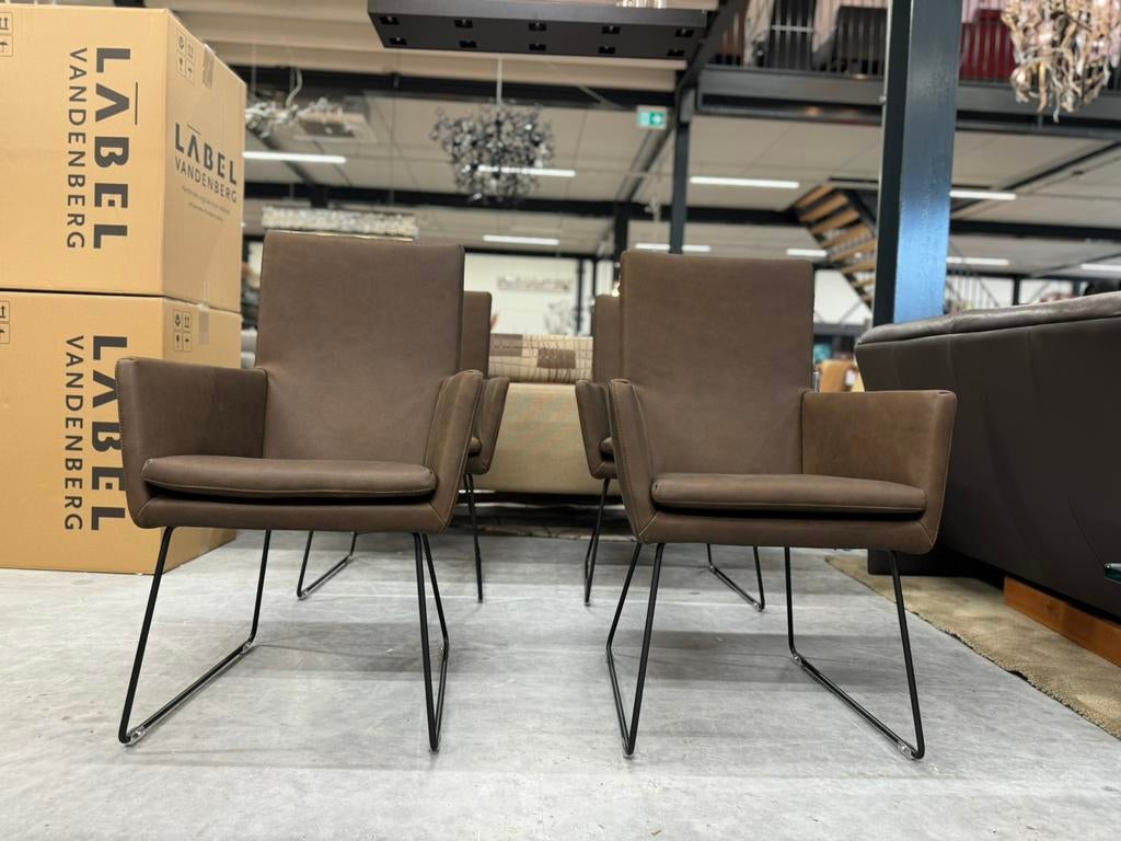 4 Nieuw Label van den Berg Donna Eetkamerstoel Leer Bruin, Huis en Inrichting, Stoelen, Bruin, Nieuw, Leer, Ophalen of Verzenden
