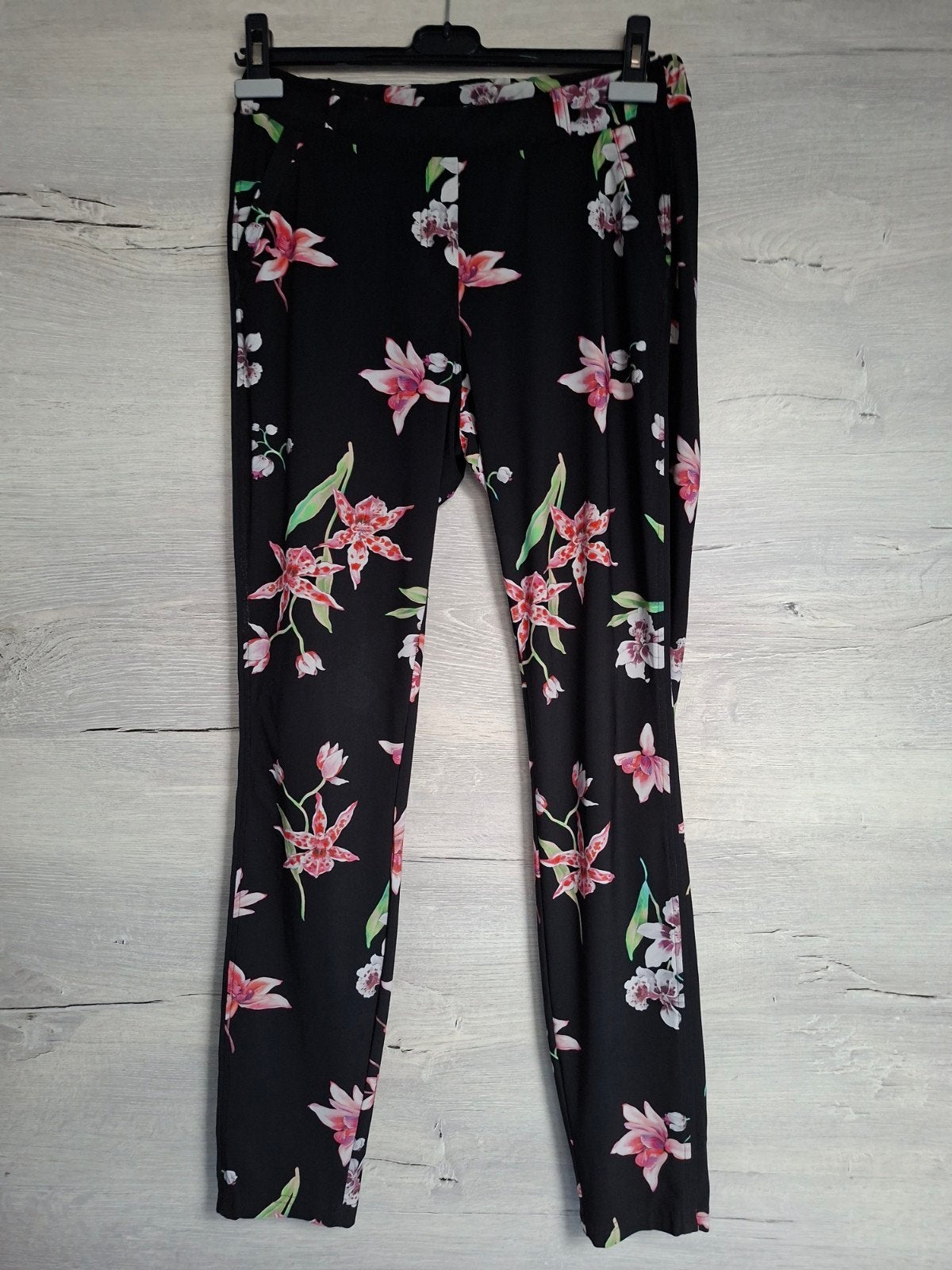 Studio Anneloes broek met bloemenprint, maat S, Kleding | Dames, Broeken en Pantalons, Studio Anneloes, Zwart, Ophalen of Verzenden