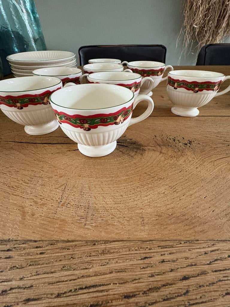 Wedgwood Christmas time 8 kop en schotels, Antiek en Kunst, Ophalen