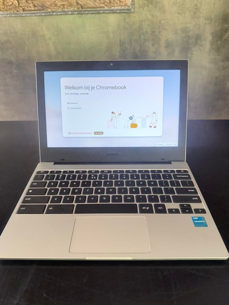 Samsung Chromebook - (mag voor €100,00 weg!), Computers en Software, Presenters, Ophalen, Zo goed als nieuw, ChromeOS