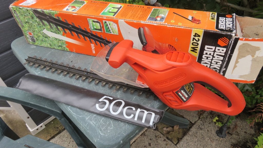 Black & Decker GT110 heggenschaar 420W - 50cm blad, Tuin en Terras, Ophalen, Gebruikt, Elektrisch, Black & Decker