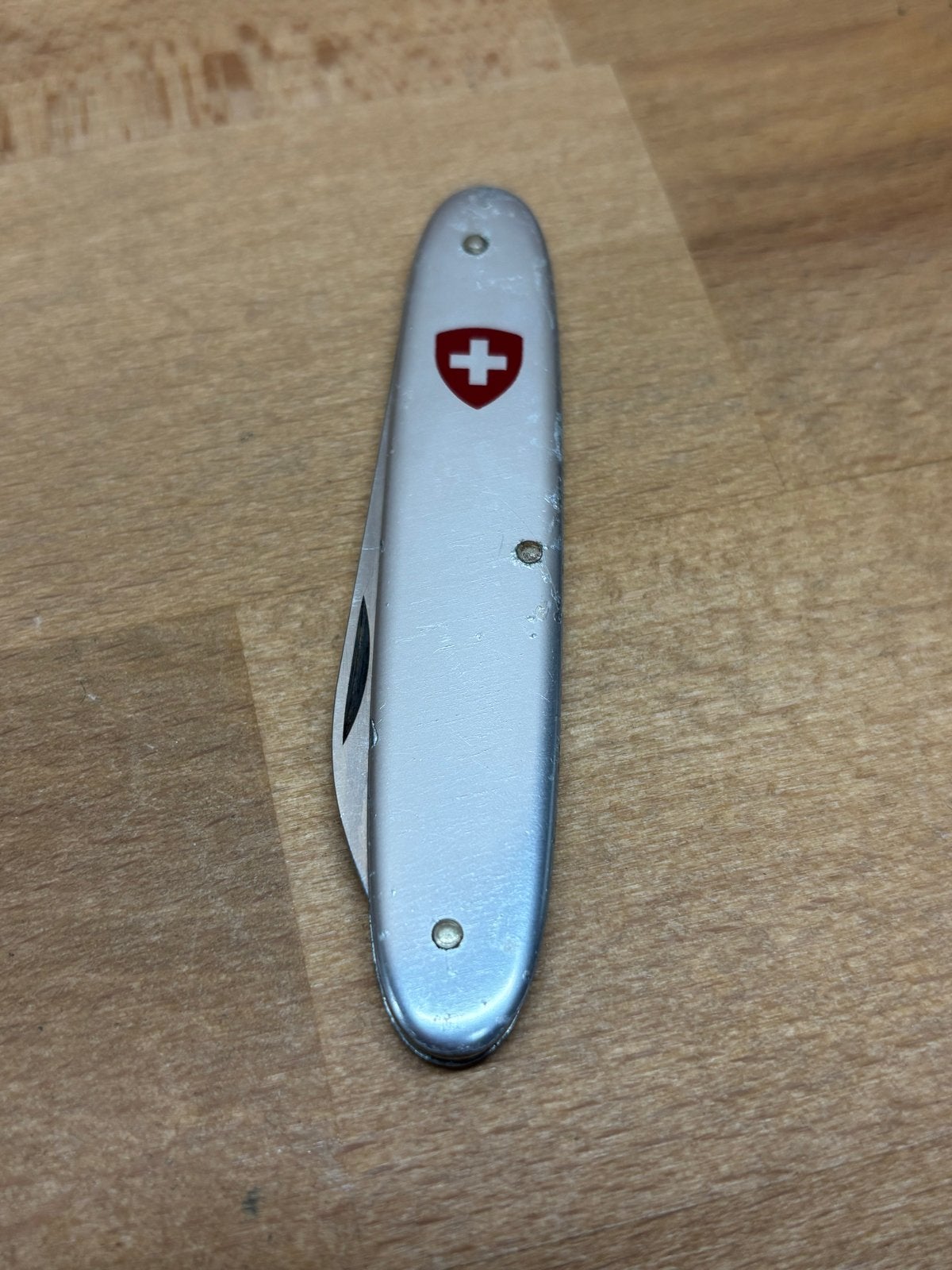 Victorinox zakmes, Zwitsers zakmes, zilverkleurig, Gebruikt, Ophalen of Verzenden, V, V