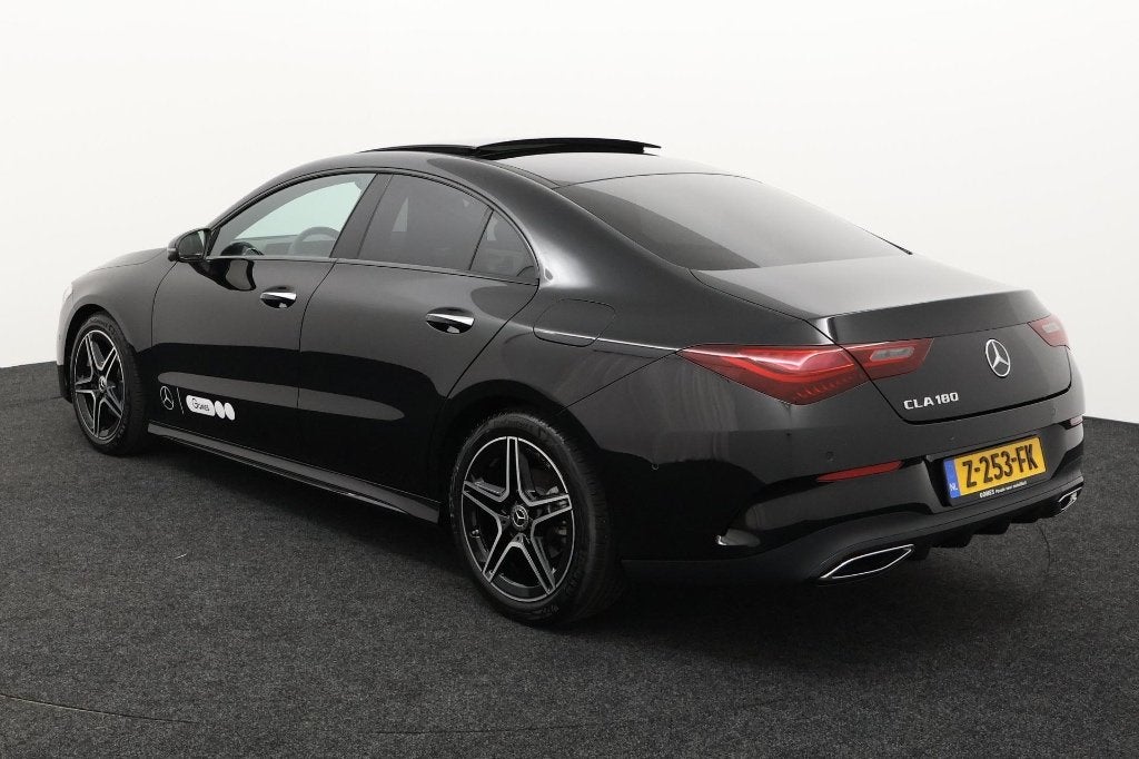 Mercedes CLA 180 AMG Line|Pano|HUD|360°|Nightpa|Full Options, CLA, 136 pk, Zwart, 4 cilinders