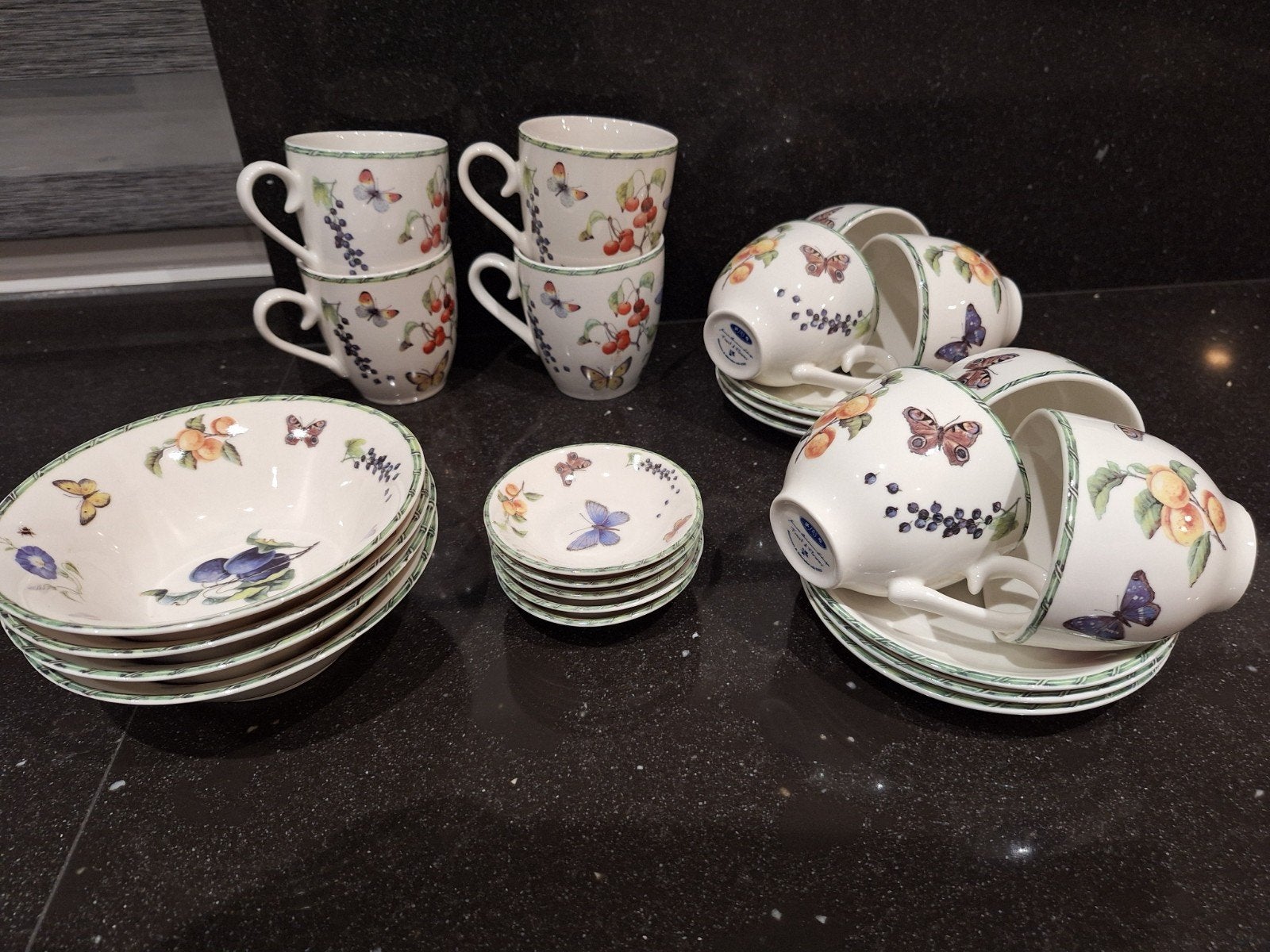 Janneke Brinkman Fruit & Flowers servies, Huis en Inrichting, Keuken | Servies, Ophalen of Verzenden, Zo goed als nieuw, Overige stijlen
