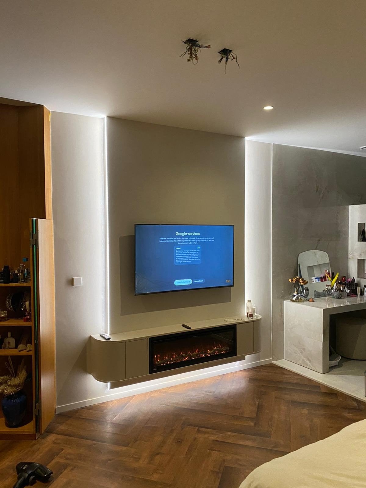 Moderne TV-wand met sfeerhaard en LED-verlichting, Overige merken, 50 Hz, Nieuw, Ophalen of Verzenden