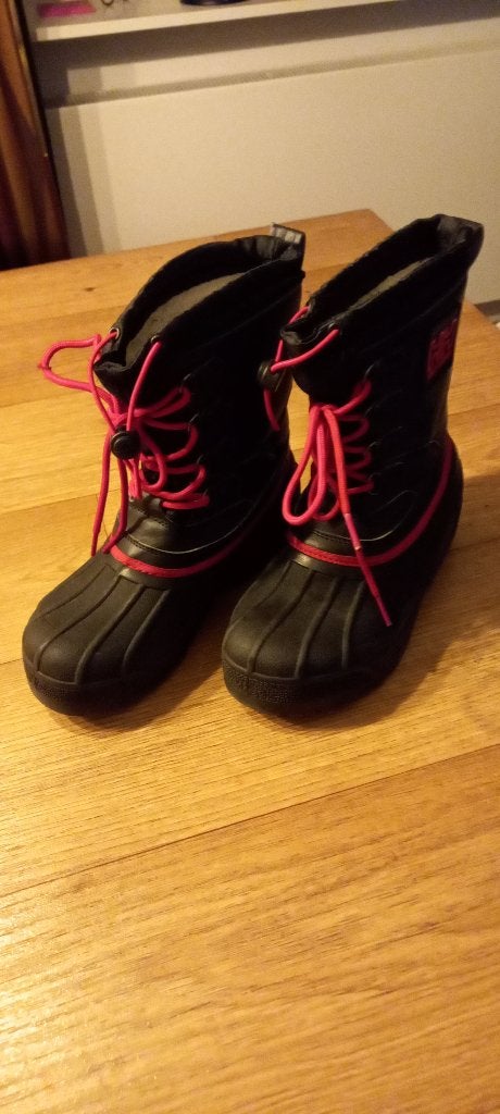 Helly Hansen gevoerde snowboot maat 36., Gebruikt, Jongen of Meisje, Ophalen of Verzenden, Laarzen