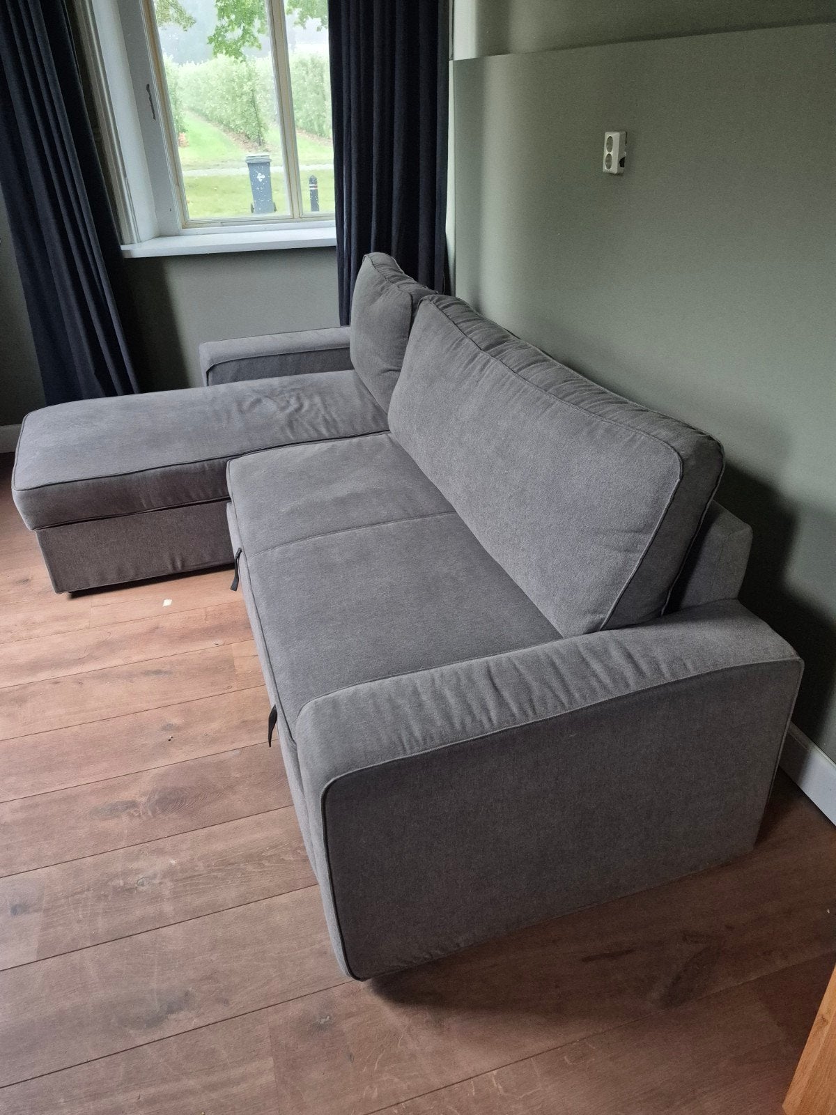 ikea Kivit Grijze hoekbank met slaapfunctie en opbergrui, Huis en Inrichting, Banken | Bankstellen, Ophalen, Modern, functioneel