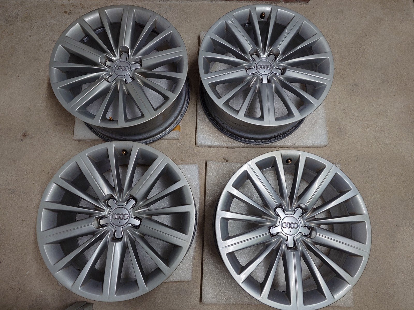 18 inch velgen origineel audi ( VW Seat Skoda), Auto-onderdelen, Banden en Velgen, Ophalen, 18 inch, Velg(en), Winterbanden