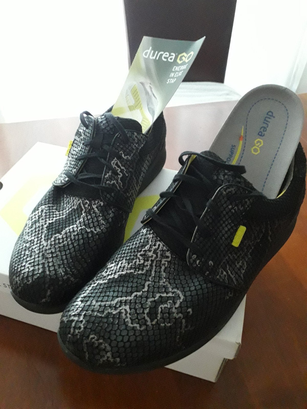 DUREA sneaker maat 8.5, Kleding | Dames, Schoenen, Zo goed als nieuw, Sneakers of Gympen, Ophalen of Verzenden
