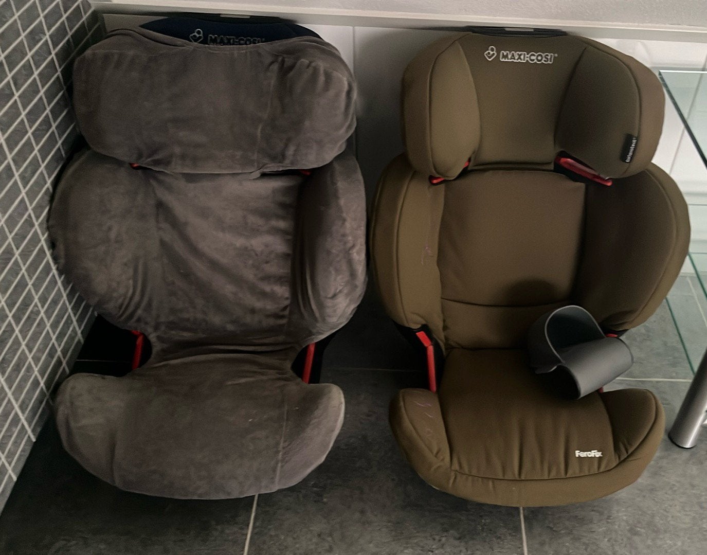 Maxi-Cosi Fero + Fero-fix, Kinderen en Baby's, Autostoeltjes, Ophalen, 15 t/m 36 kg, Slaapstand, Zo goed als nieuw