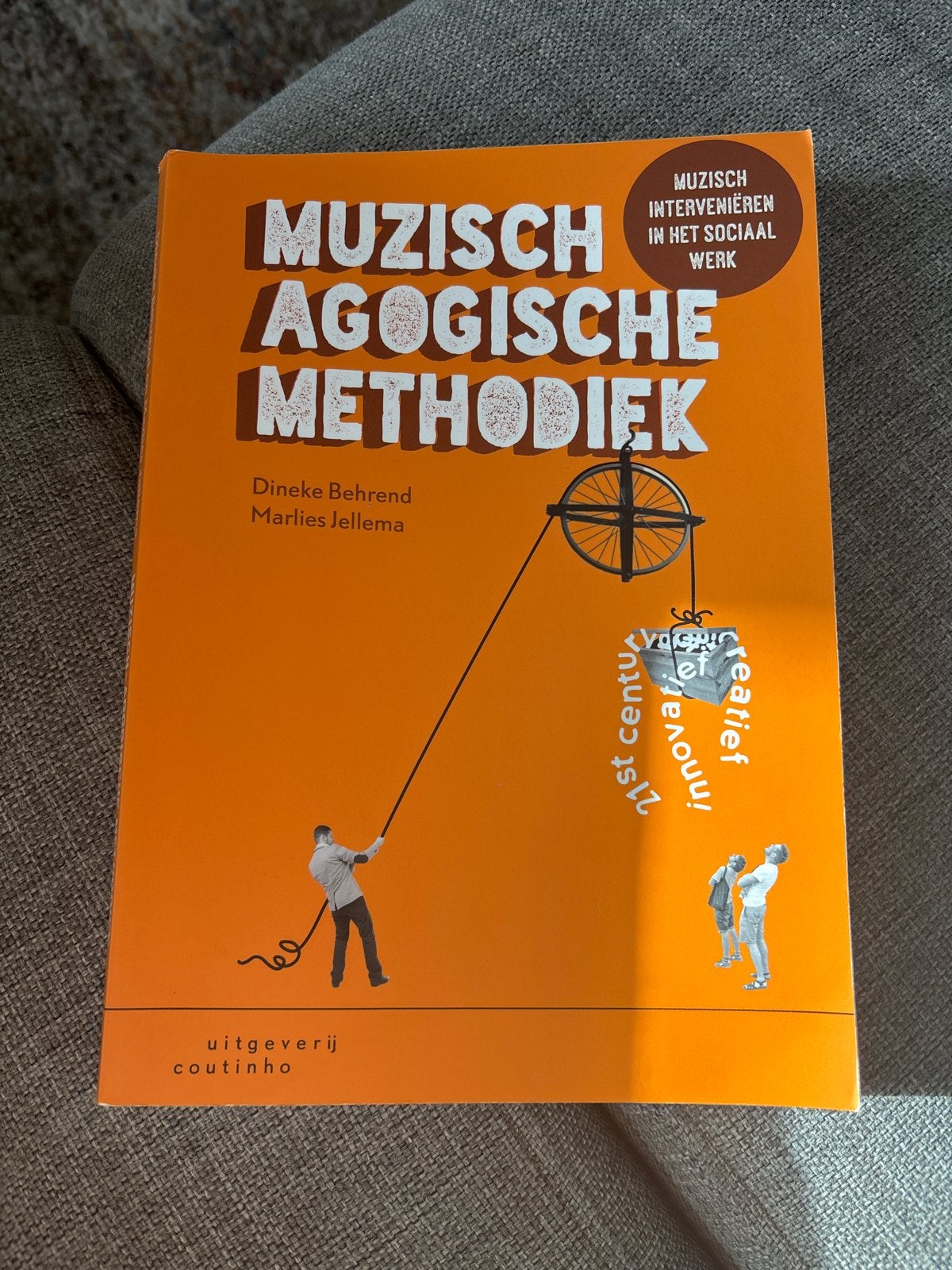 Muzisch Agogische Methodiek - D. Behrend & M. Jellema, Ophalen of Verzenden, Gamma, Zo goed als nieuw, HBO