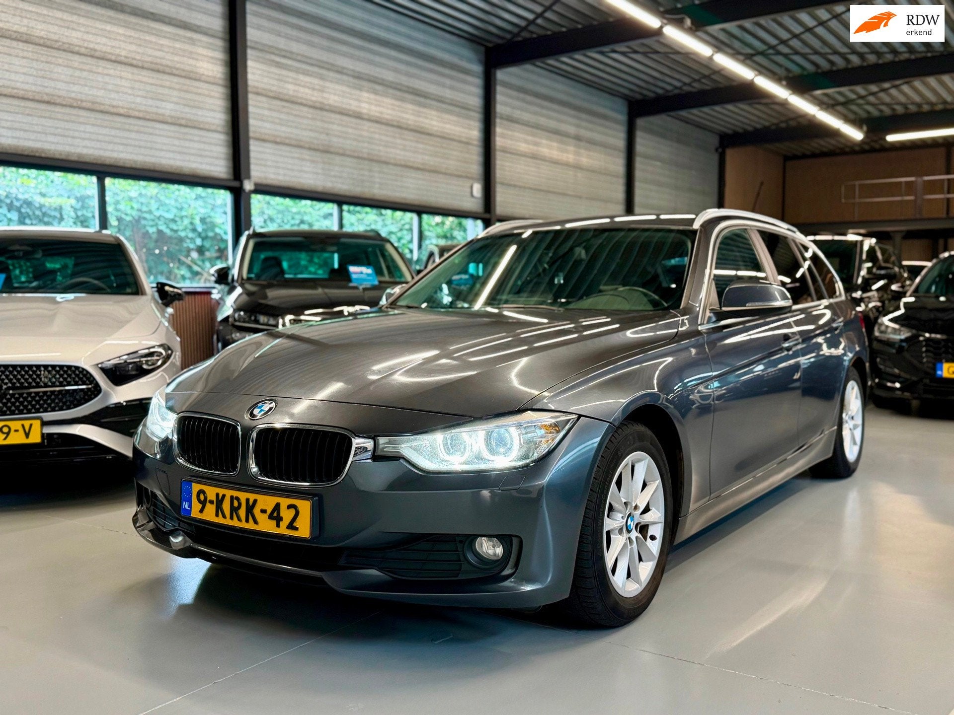 BMW 3-serie Touring 320d EfficientDynamics Edition Executive, Auto's, Automaat, Achterwielaandrijving, Automatische klimaatregeling