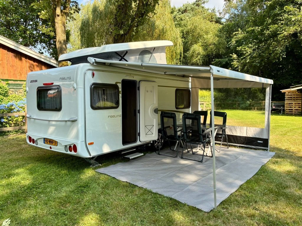 Eriba Feeling 470 met Slaapdak en alle juiste opties! ZGAN, Schokbreker, Standaardzit, Particulier, Omvormbare zithoek