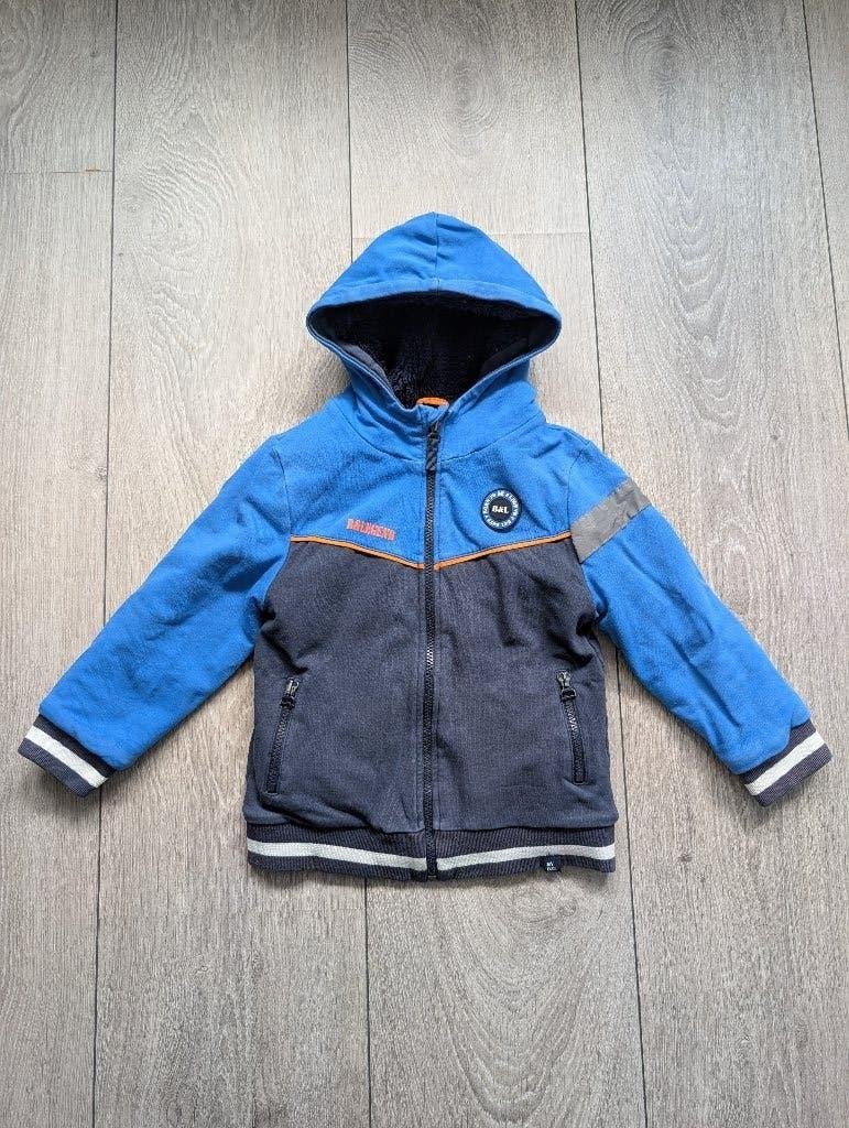 Licht met donkerblauw borgvest - Billy & Lilly maat 110/116, Gebruikt, Ophalen of Verzenden, Billy & Lilly, Jongen