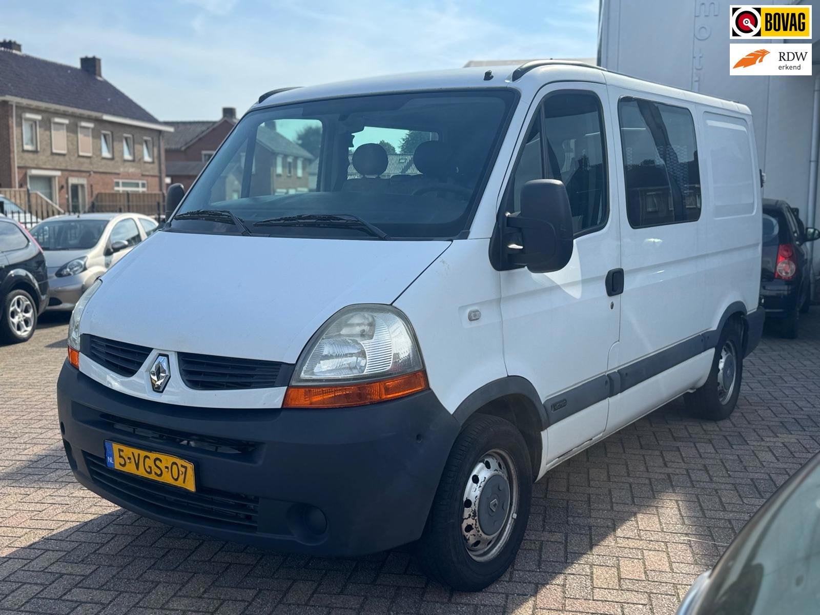 Renault Master T28 2.5 dCi L1H1 DC rolstoel auto invalide wa, Voorwielaandrijving, Stof, Gebruikt, Renault