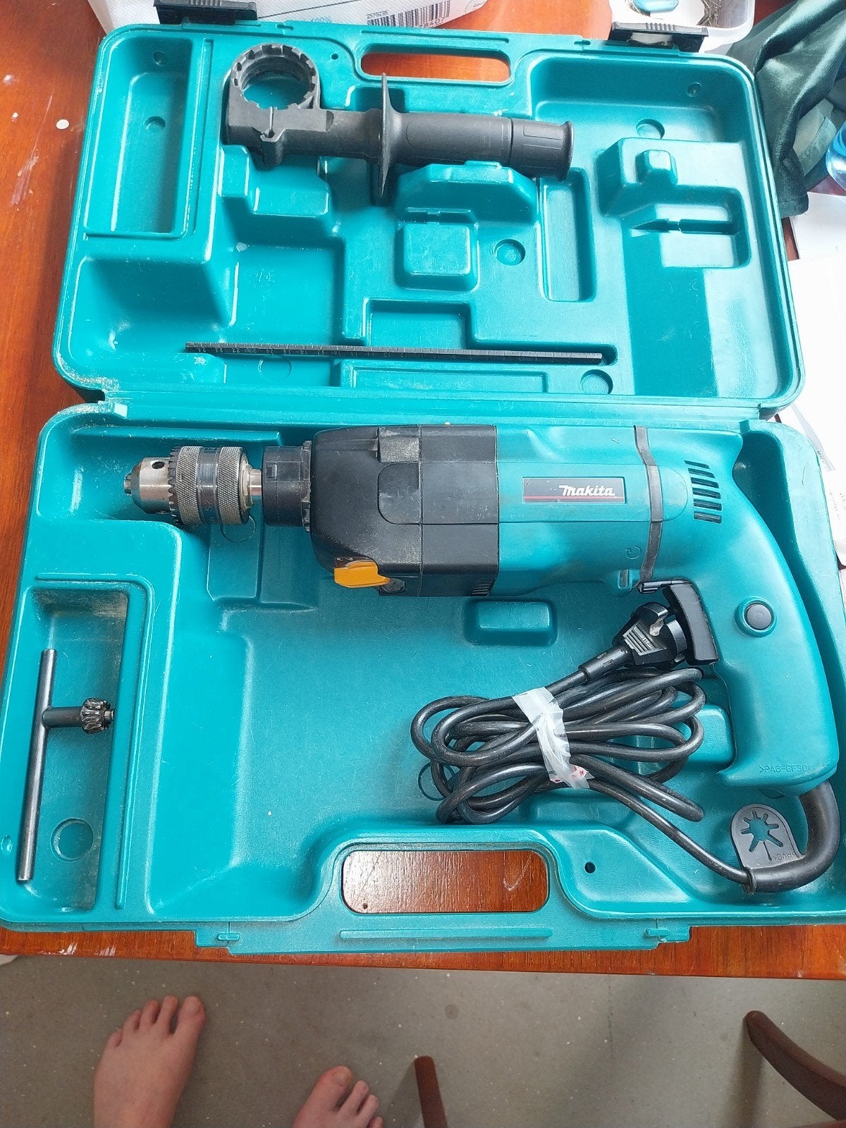 Makita Boormachine met Klopfunctie en Koffer, Doe-het-zelf en Verbouw, Gereedschap | Boormachines, Boormachine, Ophalen of Verzenden