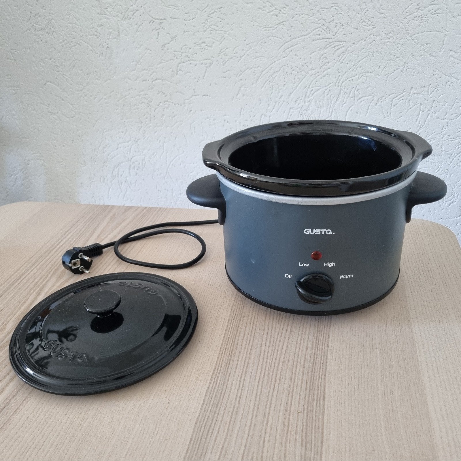 Gusto Slowcooker - Compact en Handig, Ophalen of Verzenden, Gebruikt