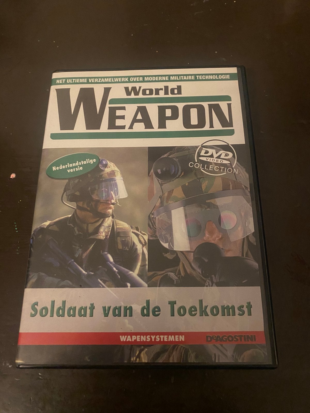 World Weapon (2) - Soldaat van de toekomst (Discovery), Alle leeftijden, Ophalen of Verzenden, Zo goed als nieuw
