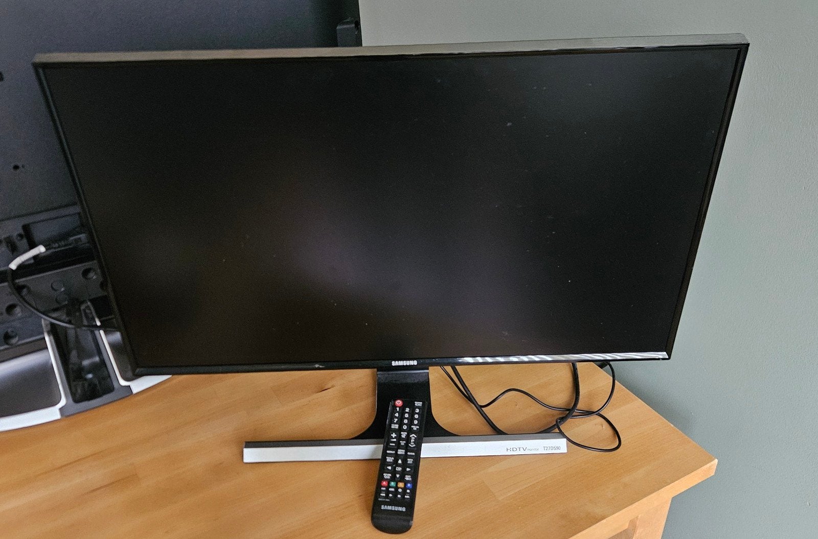 Samsung T27D590 HDTV monitor met afstandsbediening, Ophalen, 50 Hz, Samsung, Minder dan 40 cm
