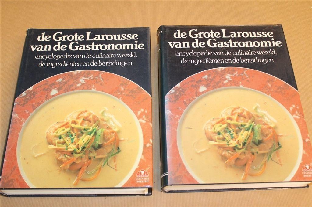 Larousse Gastronomie — 2 Delen, 1075 pag Compleet, Ophalen of Verzenden, Gelezen, Italië