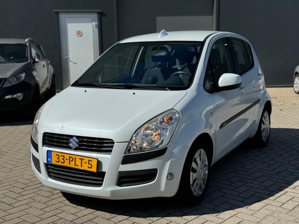 Suzuki Splash 1.0 Spirit Airco 5 Deurs Kl Wit, Auto's, Suzuki, Gebruikt, 31 €/maand, Origineel Nederlands, Bedrijf