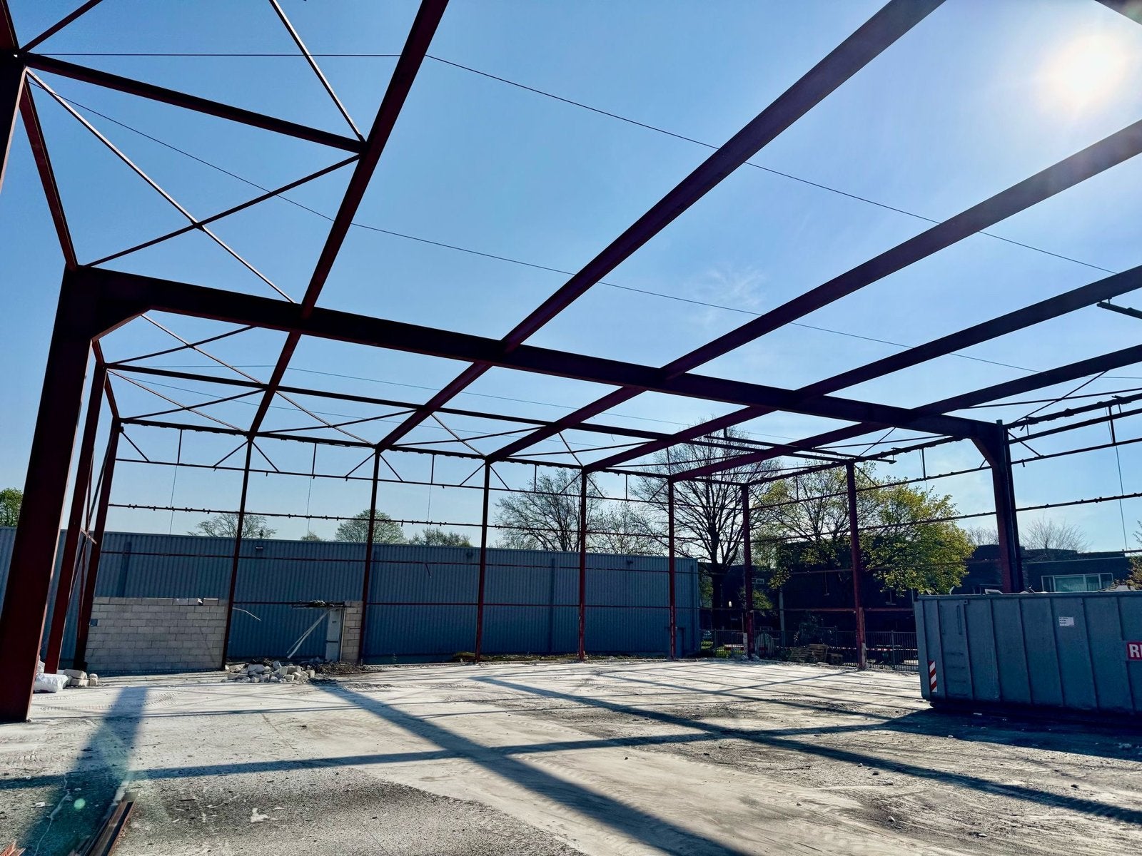 Gebruikte staalconstructie! 30m1 vrij overspannen., Ophalen