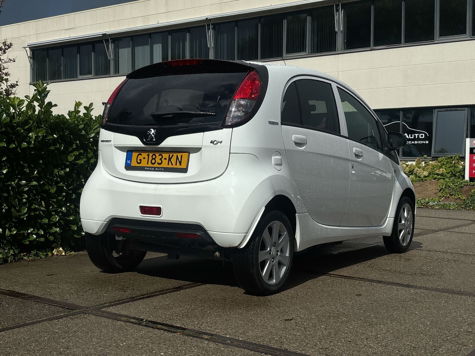 Peugeot iOn Active |AUTOMAAT|AIRCO|BLUETOOTH|SOH 99%|APK TOT, Gebruikt, 4 stoelen, Wit, Te koop