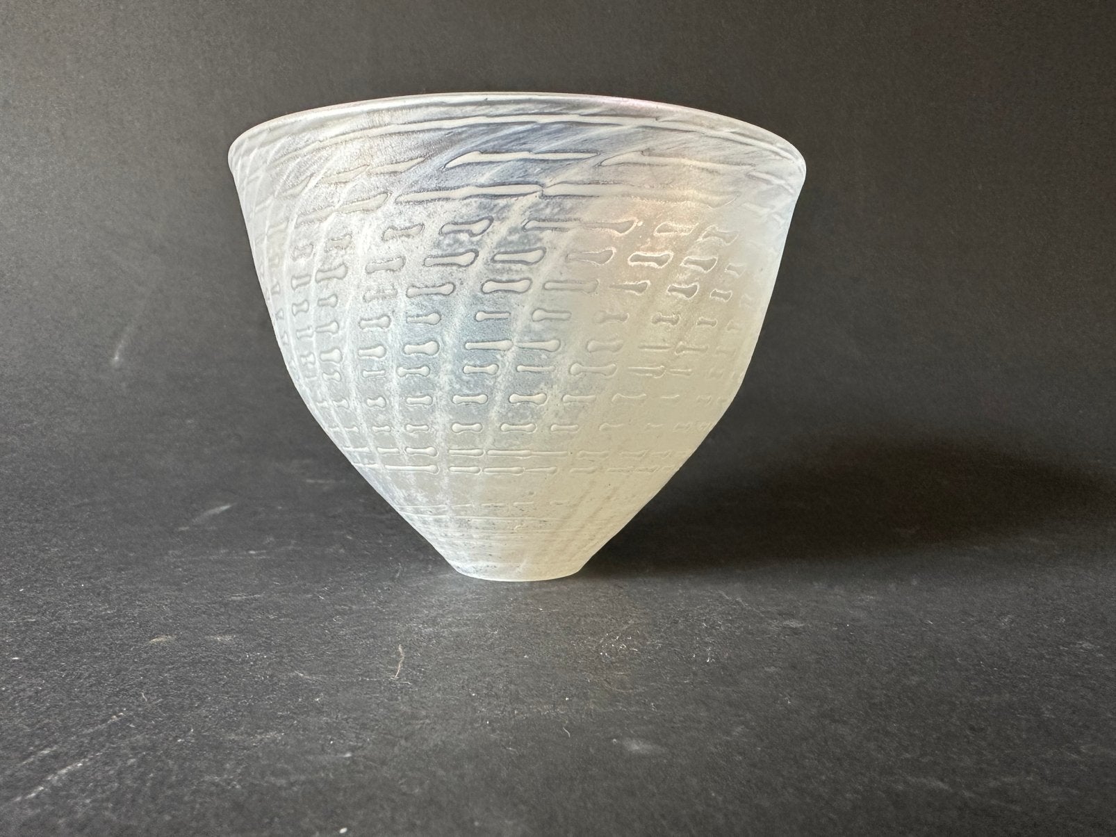 Bertil Vallien Kosta Boda Minos Bowl, Ophalen of Verzenden