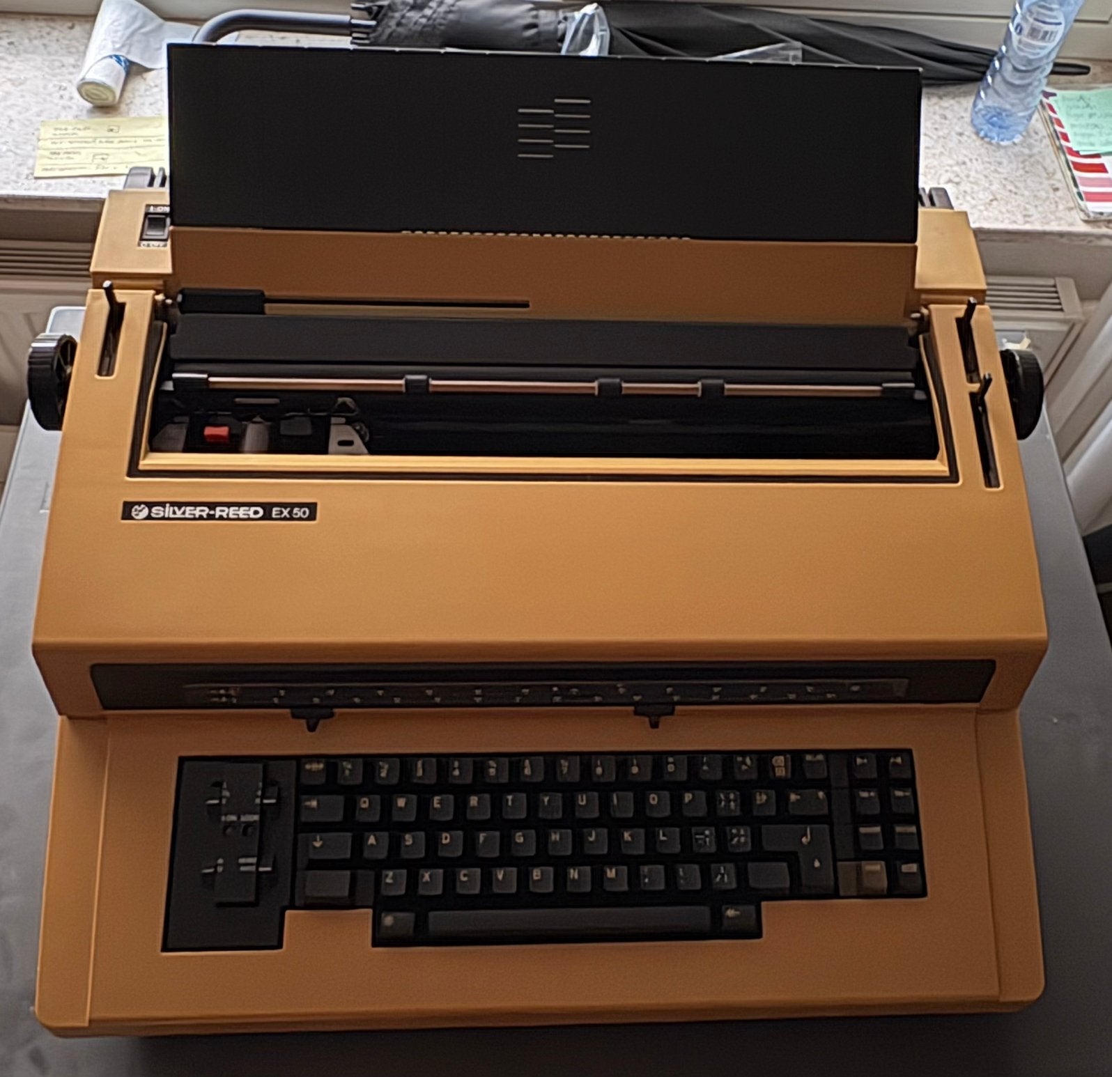 Vintage typemachine Silver Reed, Diversen, Typemachines, Ophalen, Zo goed als nieuw